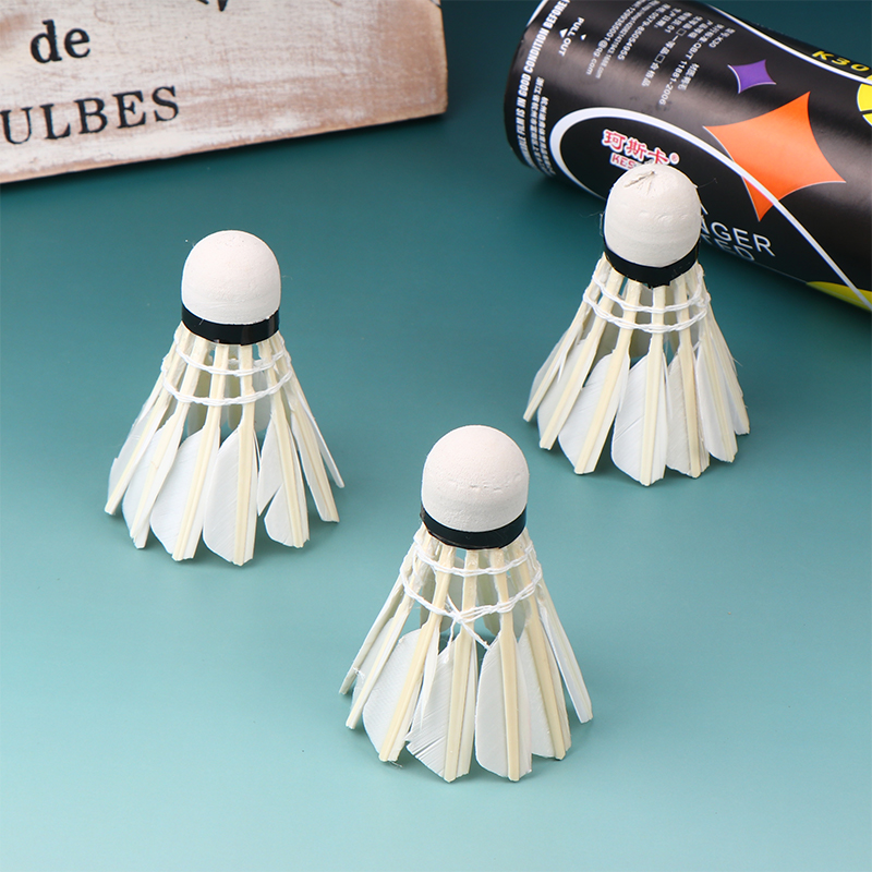 3 個のバドミントン羽根プロフェッショナルホワイト高速アヒル - Badminton Youth のレビューと価格
